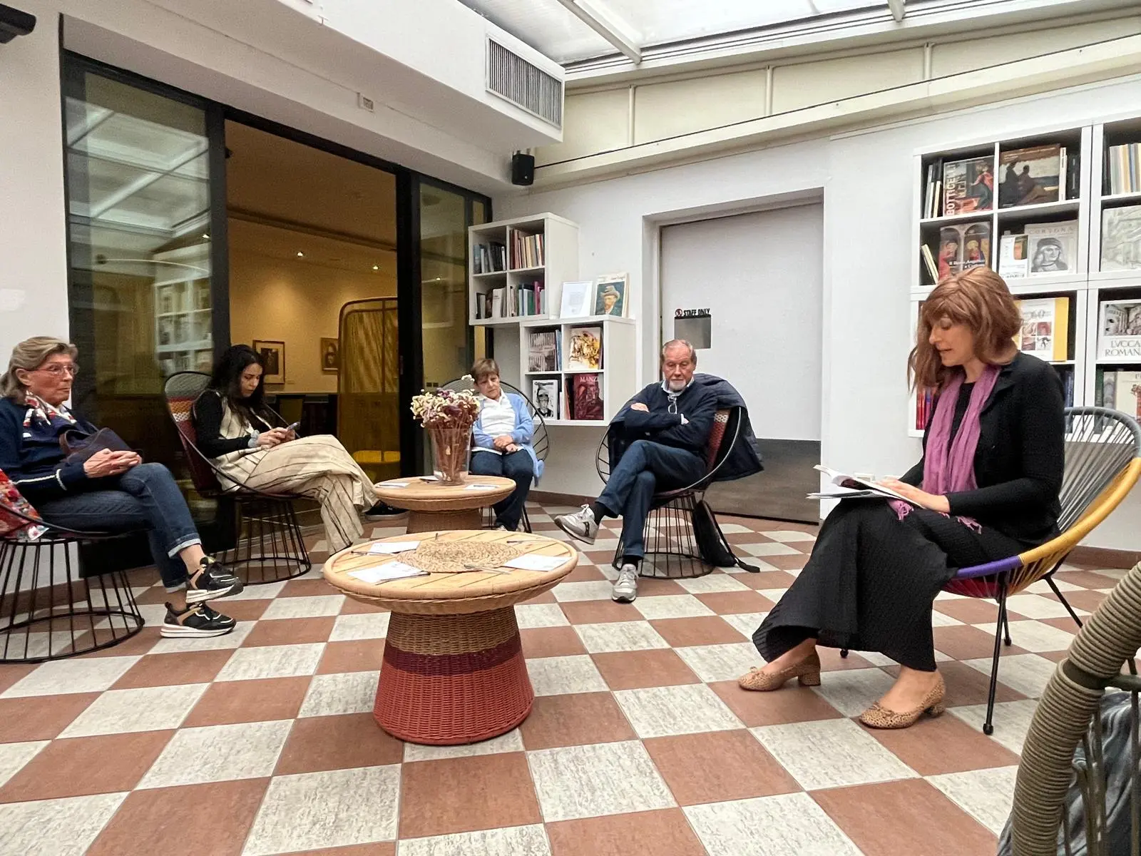 Prato, all'Art Hotel Museo torna l'appuntamento con gli aperitivi letterari
