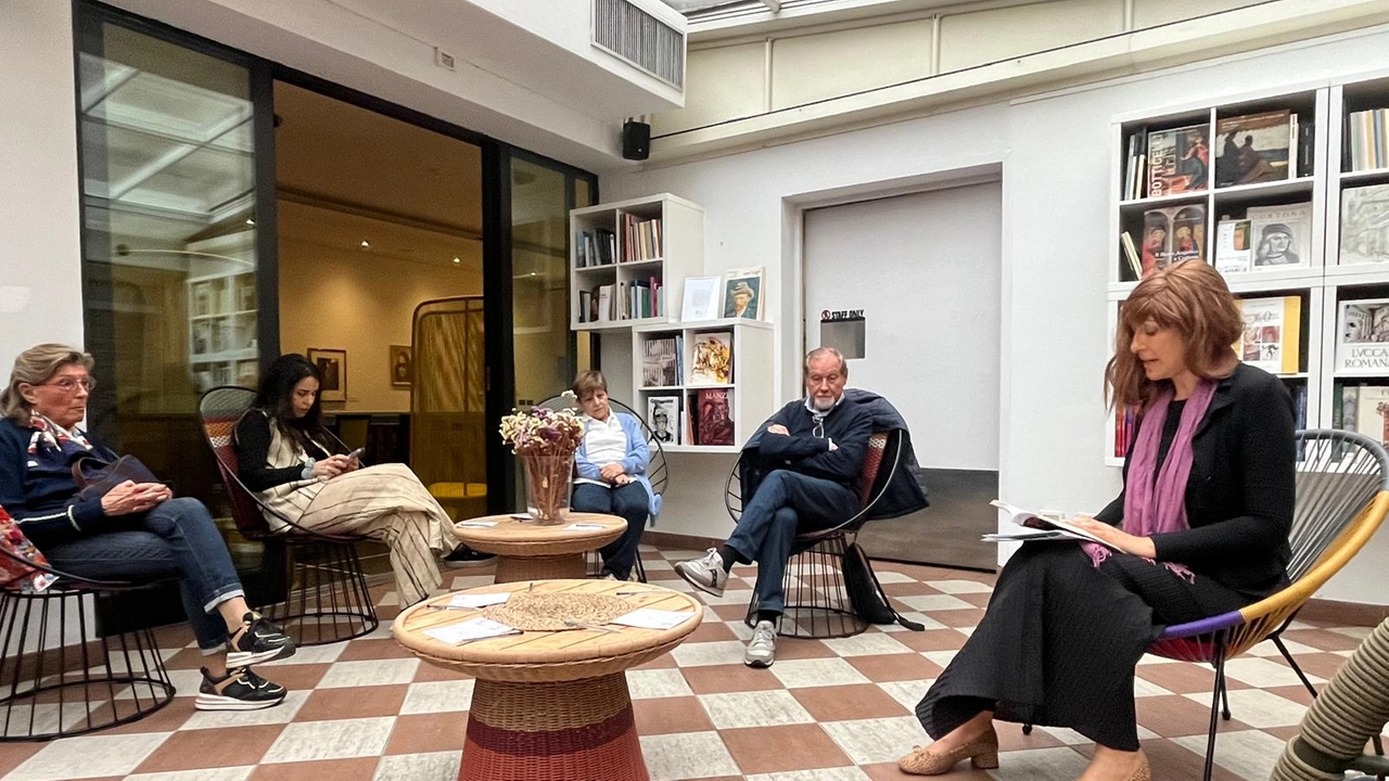 Prato, all'Art Hotel Museo torna l'appuntamento con gli aperitivi letterari
