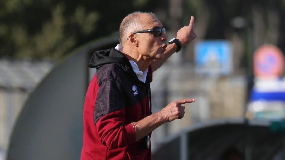 Pontedera sfida la storia: primo turno play off Serie B contro Vis Pesaro