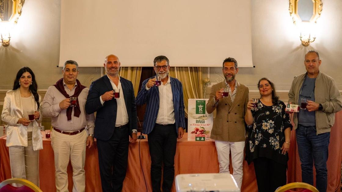 La prima tisana con la ciliegia Igp. Presentazione al salone delle terme La prima tisana con la ciliegia Igp. Presentazione al salone delle terme