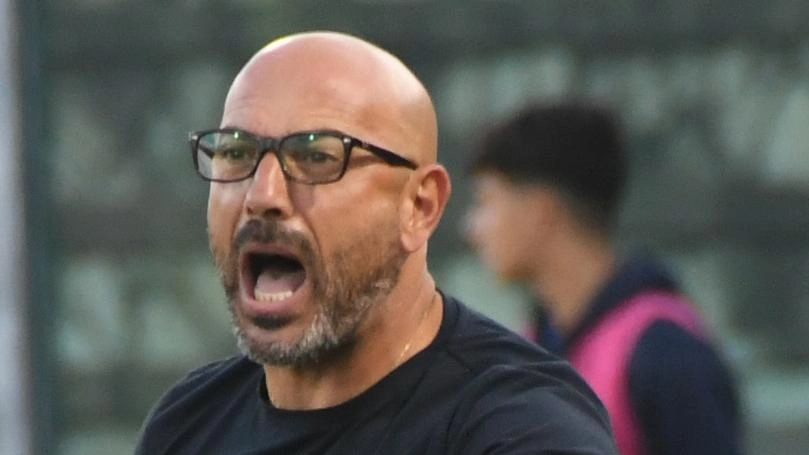 Il tecnico degli azzurri Antonio Calabro Il tecnico degli azzurri Antonio Calabro