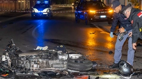 Montecatini Terme: l’uomo si è scontrato con un’auto in viale Diaz