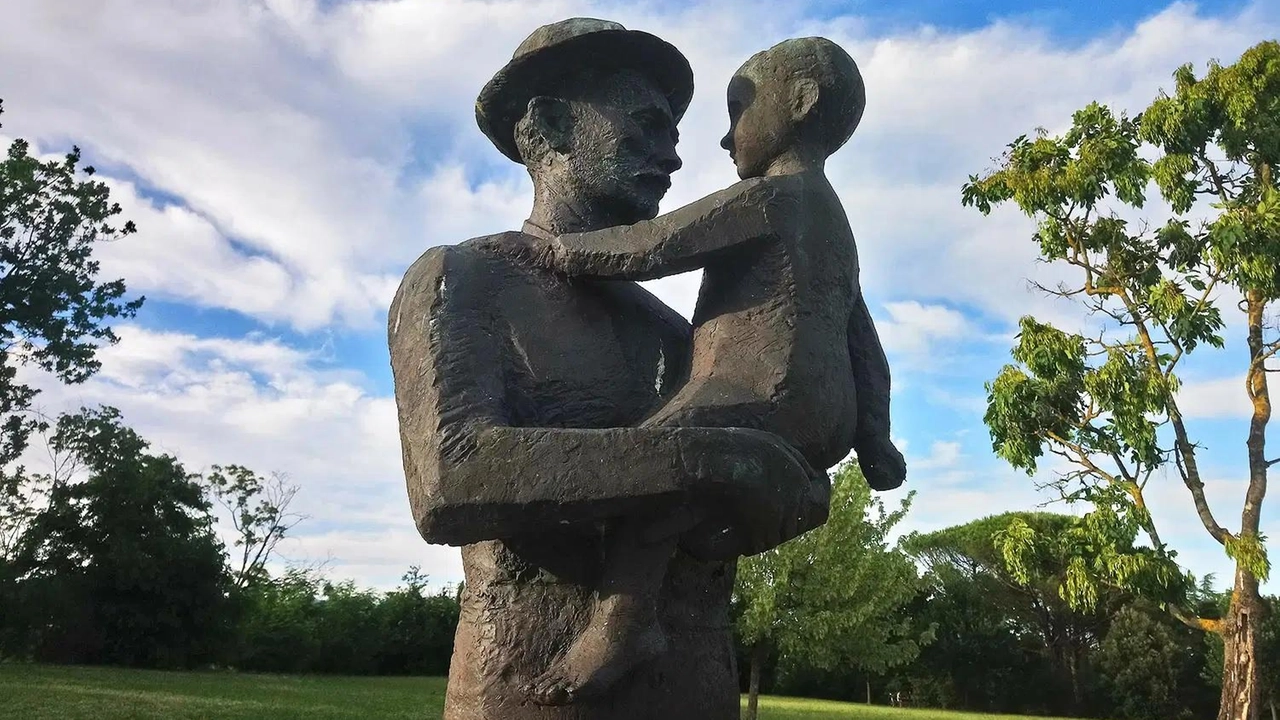 La storia dello scultore Quinto Martini diventa un "corto" grazie al lavoro del regista pratese Massimo Smuraglia. Il presidente della...