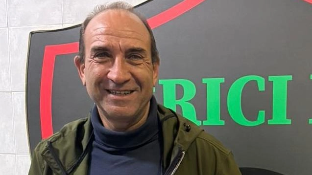 Con l’arrivo del nuovo allenatore la squadra ha ripreso a fare risultati Con l’arrivo del nuovo allenatore la squadra ha ripreso a fare risultati