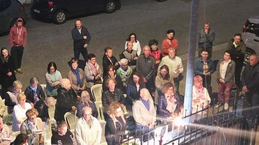 Ultimi due giorni per la "Festa quinquennale della Madonna della Pietà" a Bacchereto. Oggi, dopo la messa delle 16, alle... Ultimi due giorni per la "Festa quinquennale della Madonna della Pietà" a Bacchereto. Oggi, dopo la messa delle 16, alle...