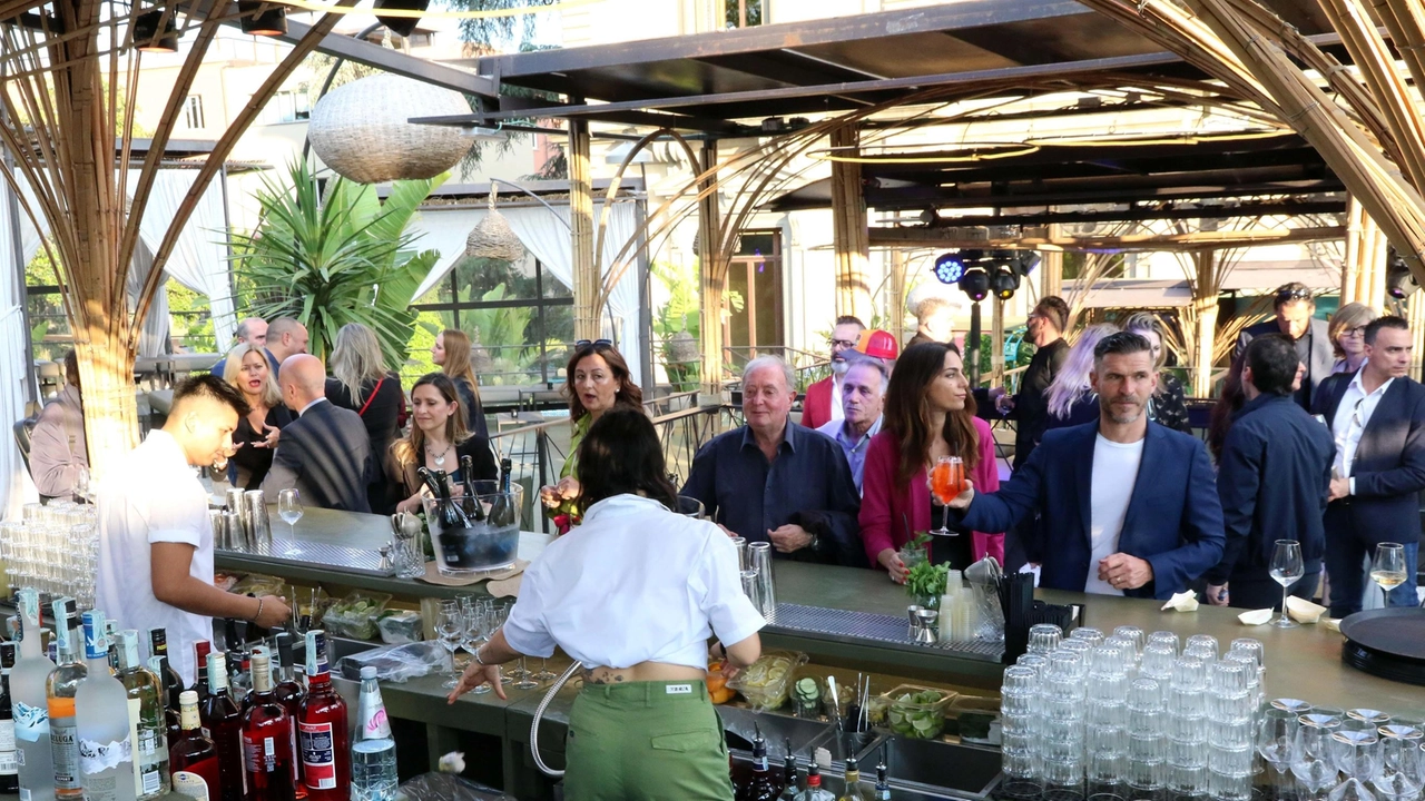 Dopo la lettera inviata a Firenze Fiera dal comitato di Piazza Indipendenza per chiedere lo stop della discoteca di Villa... Dopo la lettera inviata a Firenze Fiera dal comitato di Piazza Indipendenza per chiedere lo stop della discoteca di Villa...