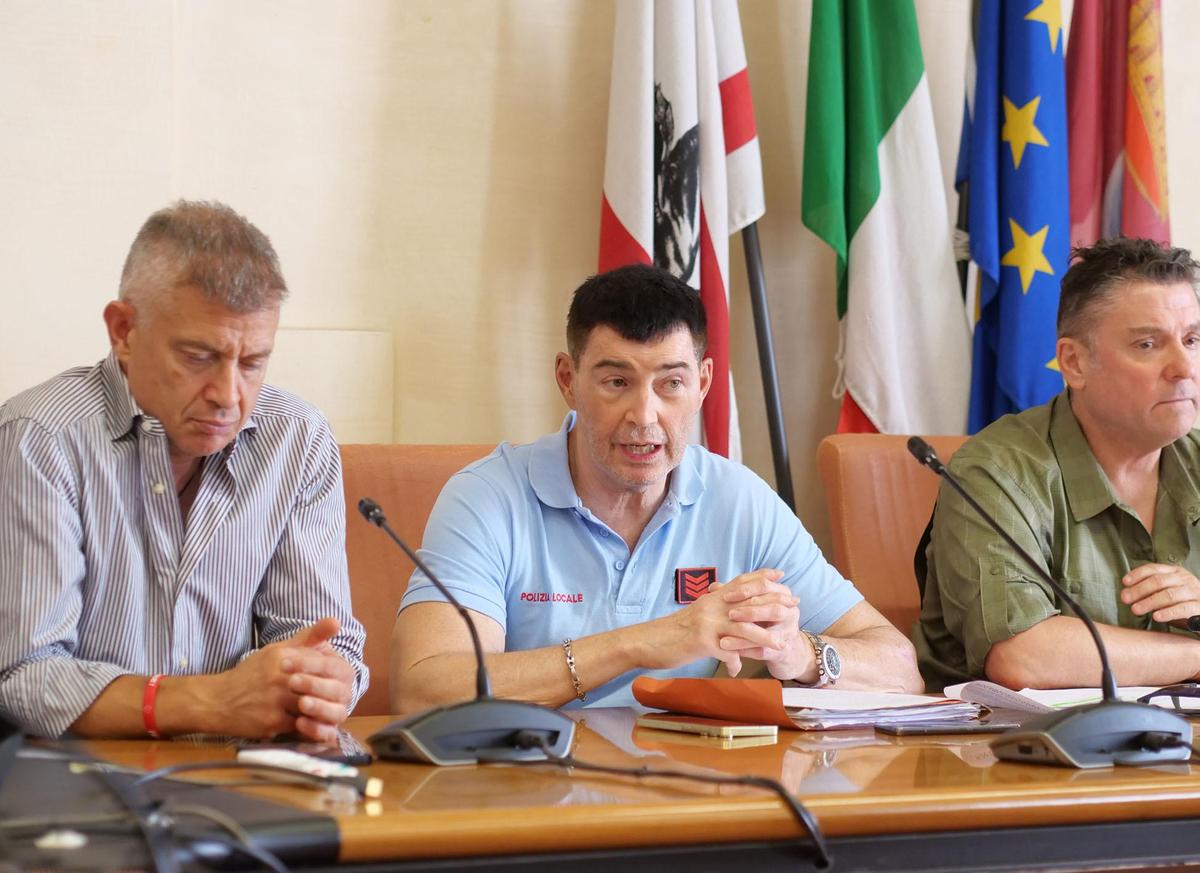 Comune, vertenza al giro di boa. Oggi il faccia a faccia con i sindacati per salvare Giostra e Antiquaria Comune, vertenza al giro di boa. Oggi il faccia a faccia con i sindacati per salvare Giostra e Antiquaria