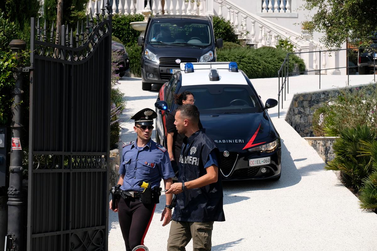 Uccisa a coltellate dal marito, una perizia sugli smartphone Uccisa a coltellate dal marito, una perizia sugli smartphone