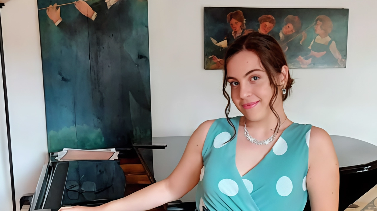 A Vittoria Brugnolo, giovane soprano che vanta i suoi primi passi nel canto fin dall’età di nove anni, andrà il 18° Premio Iva Pacetti A Vittoria Brugnolo, giovane soprano che vanta i suoi primi passi nel canto fin dall’età di nove anni, andrà il 18° Premio Iva Pacetti