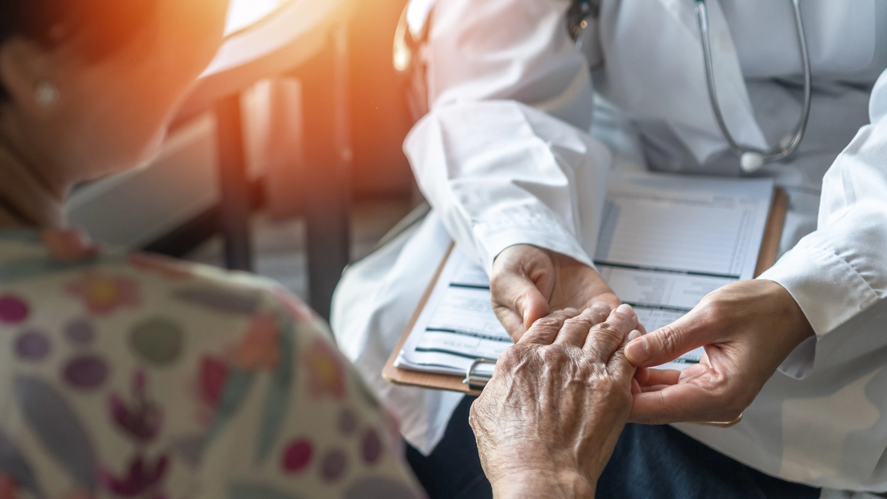 Caregiver familiare, Giani promulga la legge: “La Toscana a fianco di chi si prende cura” Caregiver familiare, Giani promulga la legge: “La Toscana a fianco di chi si prende cura”