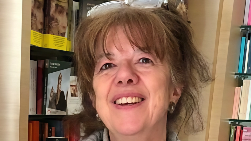 Francesca Sivori presenta il suo nuovo romanzo "La scelta di Mimì" a Grosseto, firmando copie in libreria dopo il successo ottenuto in tutta Italia. Francesca Sivori presenta il suo nuovo romanzo "La scelta di Mimì" a Grosseto, firmando copie in libreria dopo il successo ottenuto in tutta Italia.