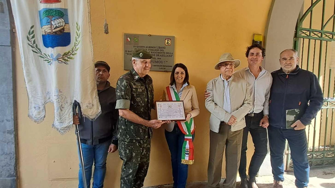La delegazione brasiliana ha incontrato la sindaca Caterina Campani: per Barga una. speciale onorificenza La delegazione brasiliana ha incontrato la sindaca Caterina Campani: per Barga una. speciale onorificenza