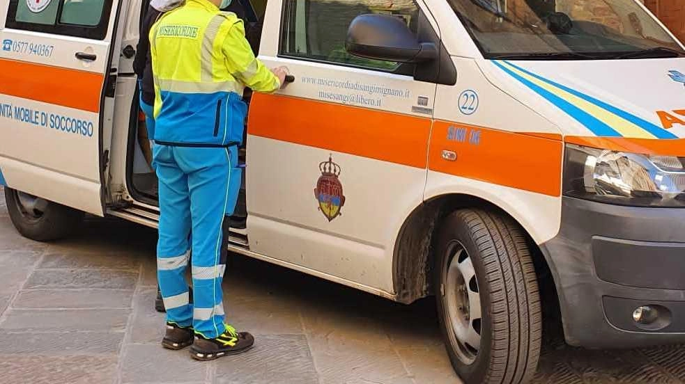 Il consiglio direttivo dell’associazione annuncia che seguirà costantemente il tema della sanità a San Gimignano «denunciando pubblicamente eventuali ulteriori ridimensionamenti e spingendo affinchè siano ripristinati i servizi tagliati» Il consiglio direttivo dell’associazione annuncia che seguirà costantemente il tema della sanità a San Gimignano «denunciando pubblicamente eventuali ulteriori ridimensionamenti e spingendo affinchè siano ripristinati i servizi tagliati»
