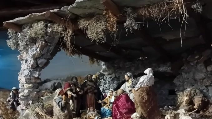 Un’immagine del Presepe meccanico della Rocca nella chiesa del Carmine Un’immagine del Presepe meccanico della Rocca nella chiesa del Carmine