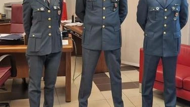 Due nuovi ufficiali alla guida dei Nuclei Operativi della Guardia di Finanza della provincia di Lucca. Dopo aver... Due nuovi ufficiali alla guida dei Nuclei Operativi della Guardia di Finanza della provincia di Lucca. Dopo aver...