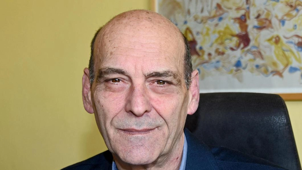 L’assessore Andrea Cosci fornisce i dati di Ferragosto, periodo in cui è stato rilevato il transito di un milione di mezzi L’assessore Andrea Cosci fornisce i dati di Ferragosto, periodo in cui è stato rilevato il transito di un milione di mezzi