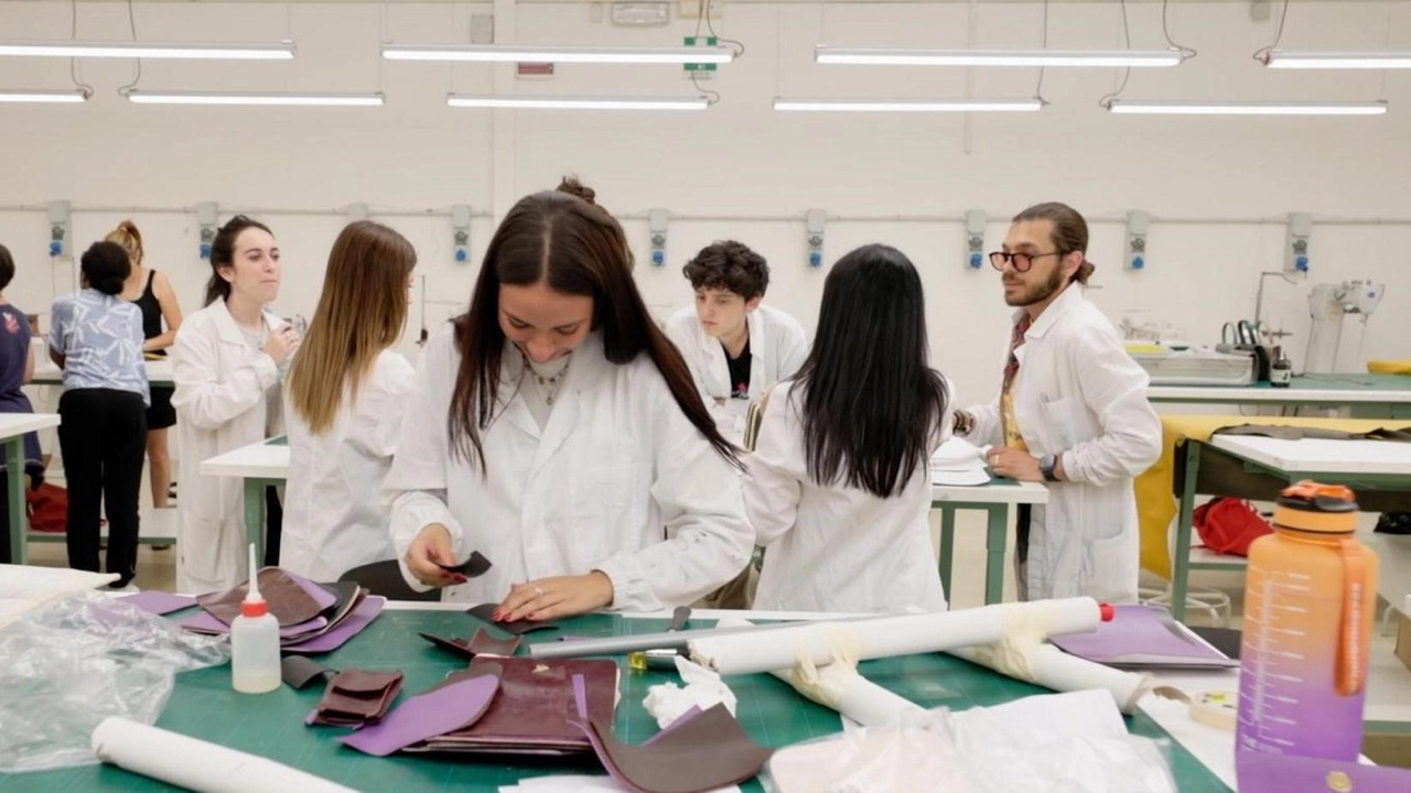 La filiera del lusso di Scandicci risente dei contraccolpi del mercato La filiera del lusso di Scandicci risente dei contraccolpi del mercato