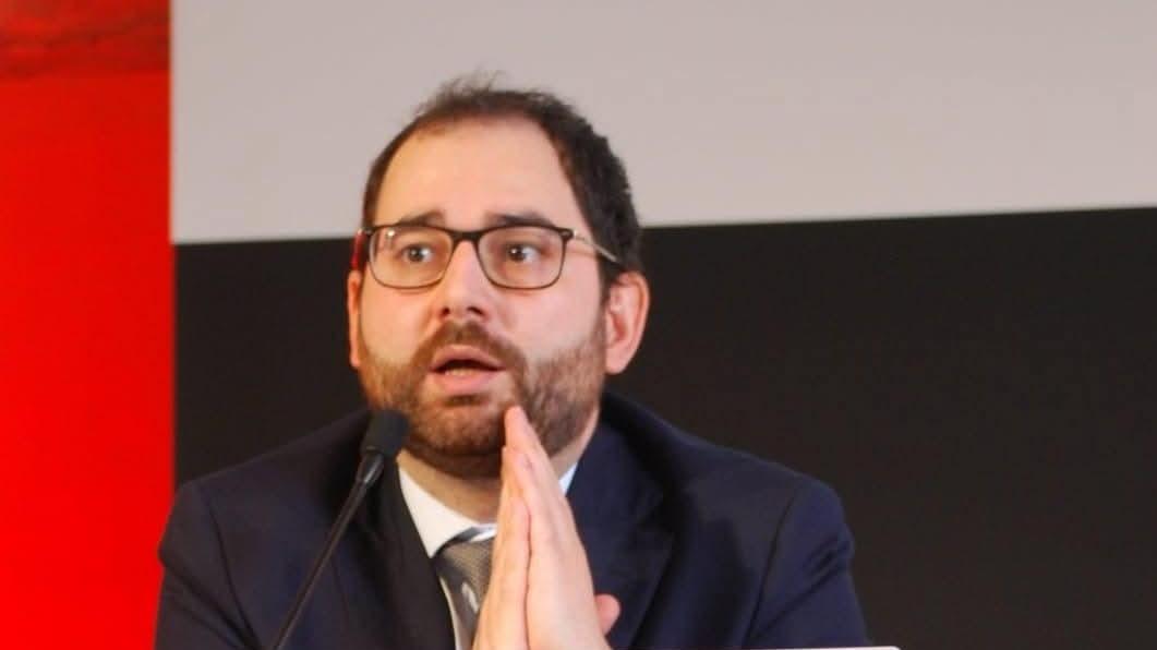 Riformisti del Pd, prime crepe: "Basta divisioni, serve unità". Ora scricchiola il candidato Riformisti del Pd, prime crepe: "Basta divisioni, serve unità". Ora scricchiola il candidato