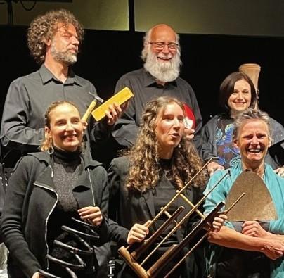 https://www.lanazione.it/image-service/view/acePublic/alias/contentid/NGEzYzBmOGEtNTQ0My00/0/venti-di-musica-ecco-il-festival-dei-popoli-uniti.jpeg?f=1.91:1&w=1200