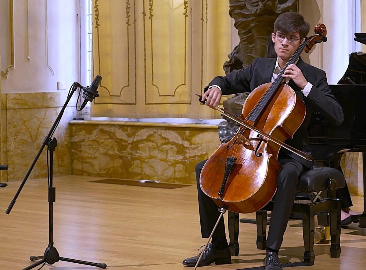 Dentro il cuore della musica. Il violoncellista Lomartire protagonista di un recital