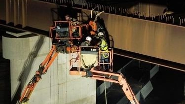 Nel cantiere per il raddoppio a quattro corsie del lotto 9 della ’Grosseto-Siena’ Anas ha completato le operazioni di varo... Nel cantiere per il raddoppio a quattro corsie del lotto 9 della ’Grosseto-Siena’ Anas ha completato le operazioni di varo...
