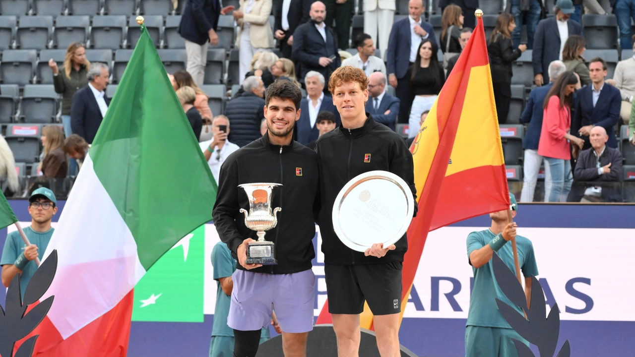 La finale dei due mondi: Sinner-Alcaraz, Wimbledon cerca il suo re