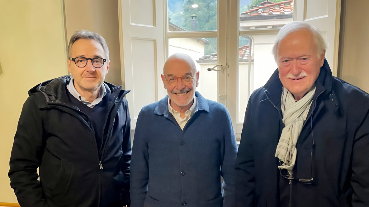 Incontro a Bagni di Lucca tra sindaco e Confcommercio Incontro a Bagni di Lucca tra sindaco e Confcommercio