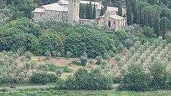 Nella foto di Wikipedia l’ex Abbazia benedettina che già ospitava un albergo e che ora si trasformerà in un hotel di. lusso Nella foto di Wikipedia l’ex Abbazia benedettina che già ospitava un albergo e che ora si trasformerà in un hotel di. lusso