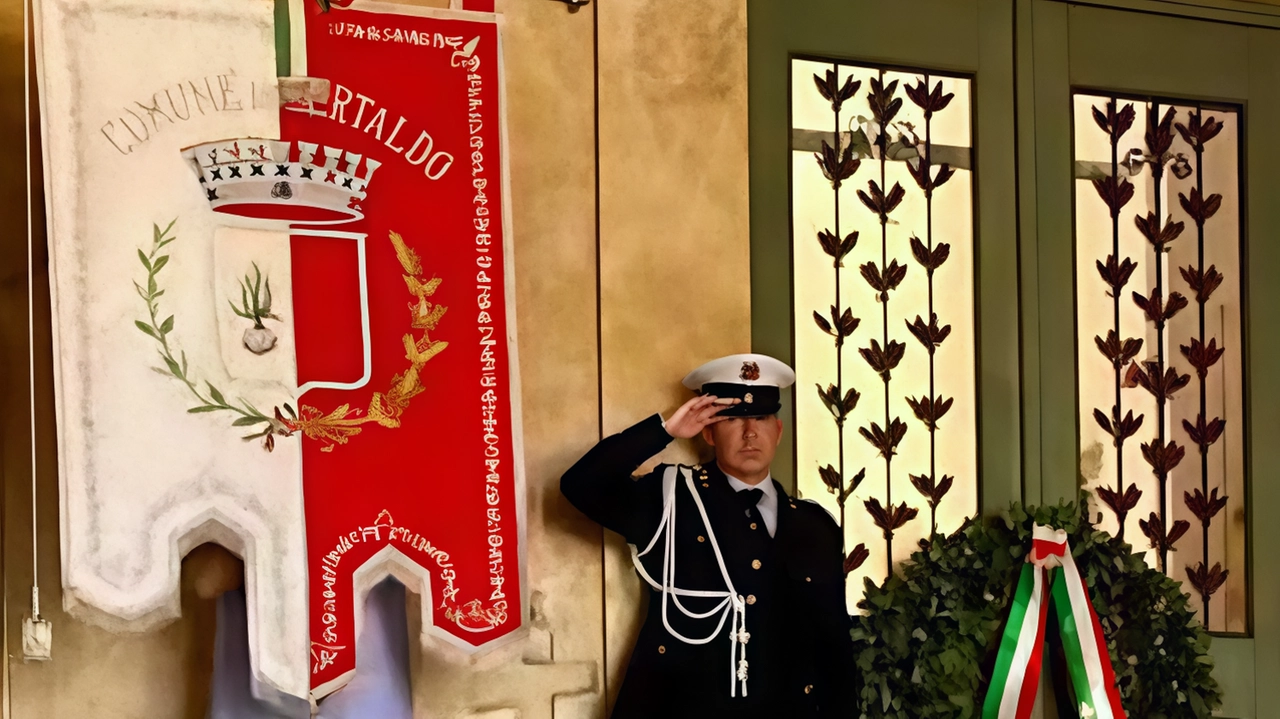 Celebrazioni per il giorno dell'unità nazionale e delle forze armate a Empoli e Certaldo con messe, deposizioni di corone e commemorazioni per onorare i caduti della Prima Guerra Mondiale. Celebrazioni per il giorno dell'unità nazionale e delle forze armate a Empoli e Certaldo con messe, deposizioni di corone e commemorazioni per onorare i caduti della Prima Guerra Mondiale.