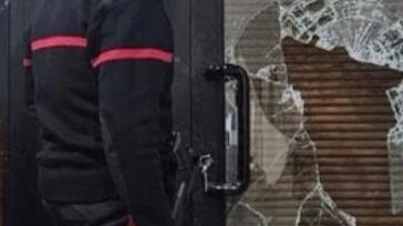 Amara sorpresa, ieri mattina, per i titolari di un noto ristorante del centro storico. Al loro arrivo hanno trovato ... Amara sorpresa, ieri mattina, per i titolari di un noto ristorante del centro storico. Al loro arrivo hanno trovato ...