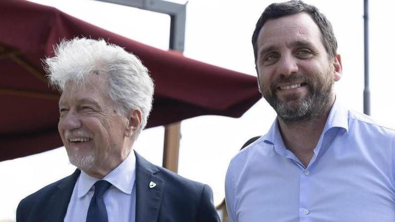 Tomasi faccia a faccia con Ghinelli. Il confronto nella piazza decisiva alla prima vittoria del centrodestra