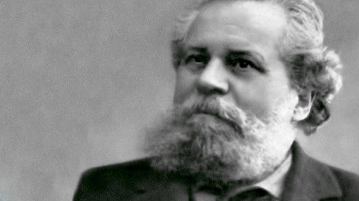 Gli studenti omaggiano il premio Nobel attraverso le arti che più ha amato . Gli studenti omaggiano il premio Nobel attraverso le arti che più ha amato .