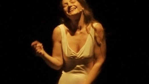 CITTÀ DI CASTELLO – Sarà lo spettacolo "Il canto sulla polvere, invocazione a Ingeborg Bachmann" che vede protagonista l’attrice tifernate...