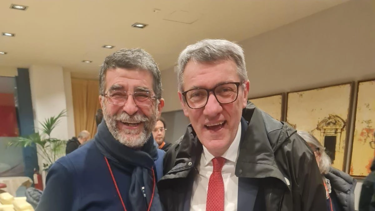 È terminata la tre giorni di Congresso nazionale di Rifondazione Comunista a Montecatini Terme, dove sono stati eletti i nuovi... È terminata la tre giorni di Congresso nazionale di Rifondazione Comunista a Montecatini Terme, dove sono stati eletti i nuovi...