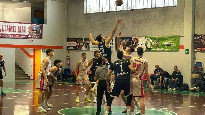 Impresa del Dany Basket Quarrata che vince 80-67 contro Oleggio Magic nei playoff di Serie B Interregionale. Impresa del Dany Basket Quarrata che vince 80-67 contro Oleggio Magic nei playoff di Serie B Interregionale.