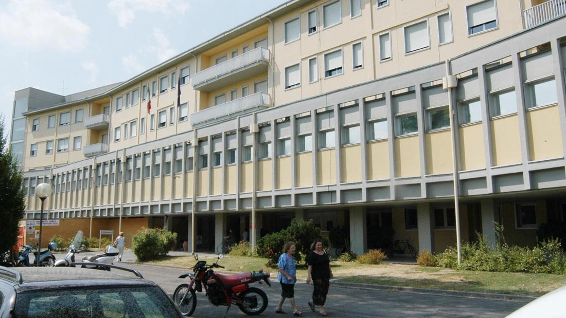 La Regione prova di nuovo a mettere all’asta alcuni dei padiglioni dell’ex ospedale Campo di Marte La Regione prova di nuovo a mettere all’asta alcuni dei padiglioni dell’ex ospedale Campo di Marte