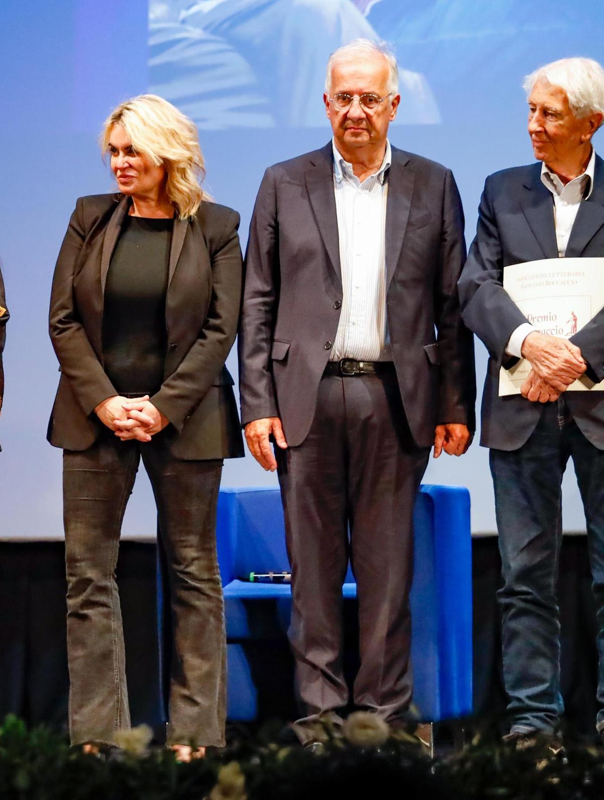 Premio Boccaccio. Per la serata “clou“ i biglietti disponibili esauriti in 12 minuti Premio Boccaccio. Per la serata “clou“ i biglietti disponibili esauriti in 12 minuti