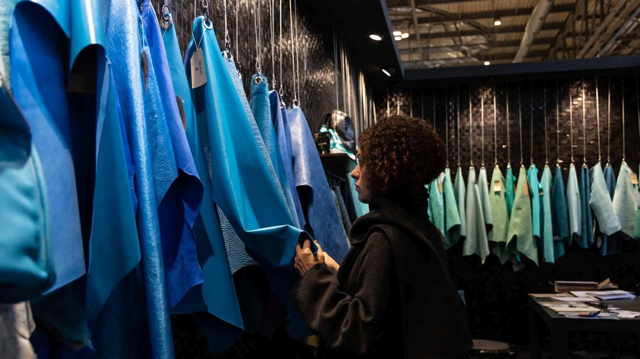 Il presidente Eugenio Giani ha fatto il punto al termine del tavolo regionale sulla crisi del settore della moda convocato ieri a Palazzo Strozzi Il presidente Eugenio Giani ha fatto il punto al termine del tavolo regionale sulla crisi del settore della moda convocato ieri a Palazzo Strozzi