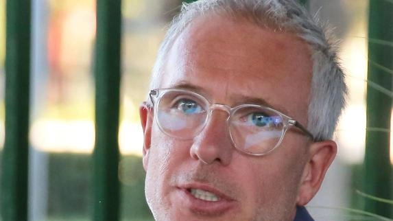 "L’aeroporto di Siena è un’infrastruttura importante che può tornare a funzionare". Stefano Scaramelli vicepresidente del consiglio regionale Stefano Scaramelli torna... "L’aeroporto di Siena è un’infrastruttura importante che può tornare a funzionare". Stefano Scaramelli vicepresidente del consiglio regionale Stefano Scaramelli torna...