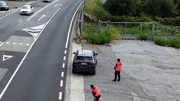 https://www.lanazione.it/image-service/view/acePublic/alias/contentid/NGM5OWJlYjEtNzZmMS00/0/estate-sicura-in-garfagnana-intensificati-i-controlli-camper-sorvegliati-speciali.jpeg?f=16:9&w=1200&h=630