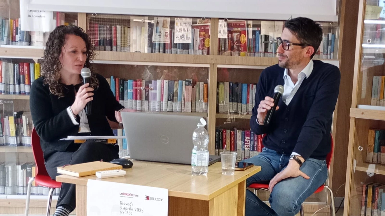 La presentazione del libro di Boni