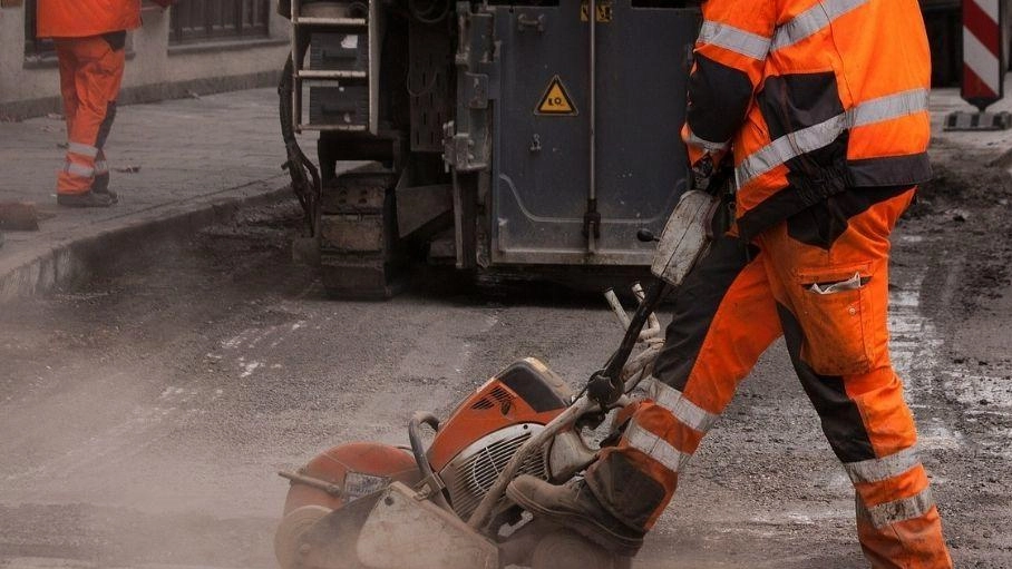 Settimana di cantieri e lavori pubblici quella che parte domani. Variazioni a sosta e circolazione saranno così in vigore dal... Settimana di cantieri e lavori pubblici quella che parte domani. Variazioni a sosta e circolazione saranno così in vigore dal...