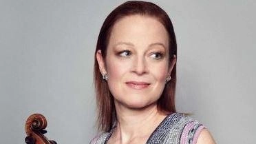 Straordinario concerto dell’Accademia Chigiana domani sera alle 21 al Teatro dei Rozzi. Carolin Widmann (nella foto) violinista celebre in tutto... Straordinario concerto dell’Accademia Chigiana domani sera alle 21 al Teatro dei Rozzi. Carolin Widmann (nella foto) violinista celebre in tutto...
