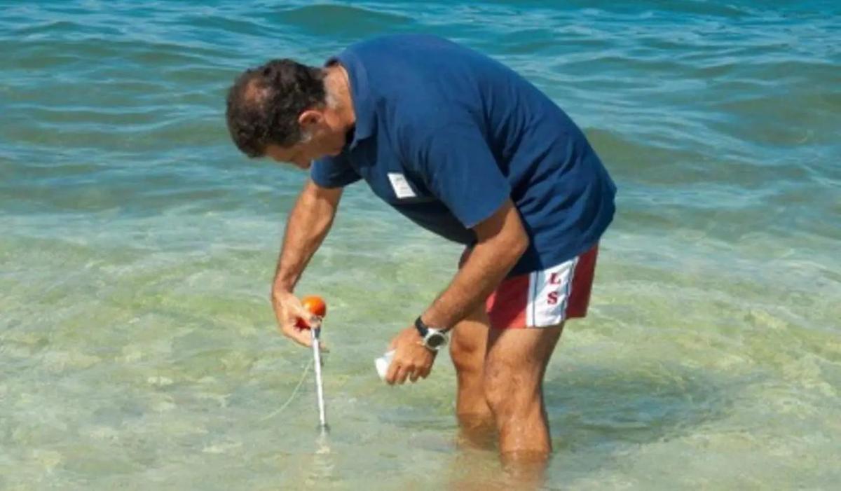 forte dei marmi divieto di balneazione nella spiaggia dei vip stop dal bagno piero al santa maria