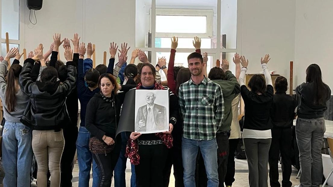 Gli studenti insieme ai professori per l’iniziativa presentata l’altra mattina