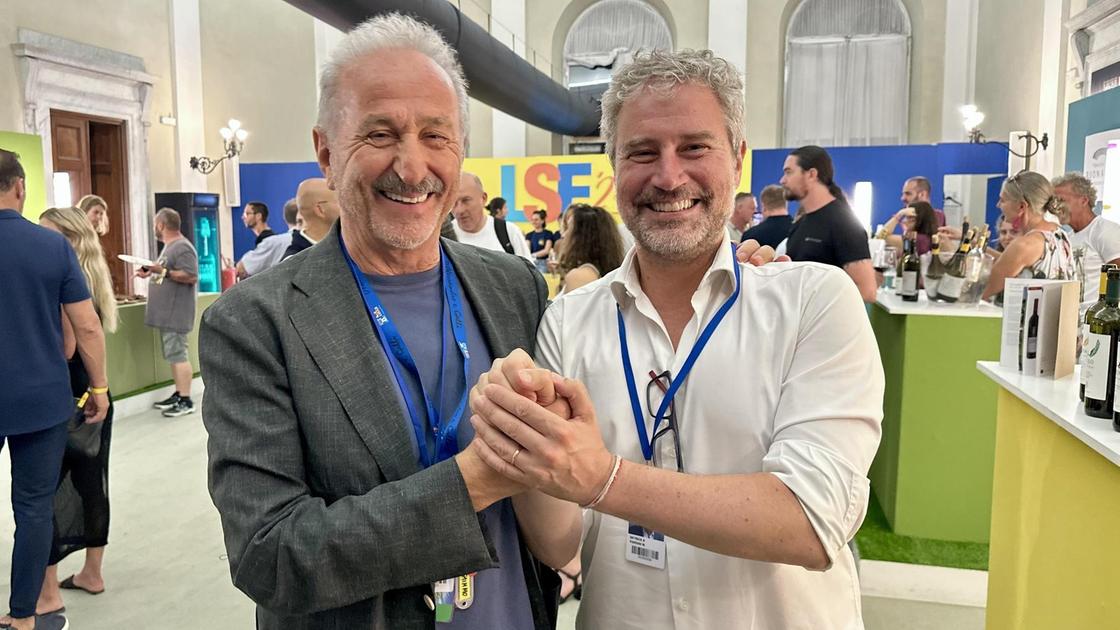 spalti delle mura fondamentali il sindaco ribadisce la necessit224 dell8217area per maxi concerti e comics