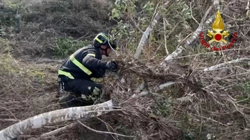 Alluvione, identificato il corpo: è quello della nonna. Ora si cerca il piccolo Noah