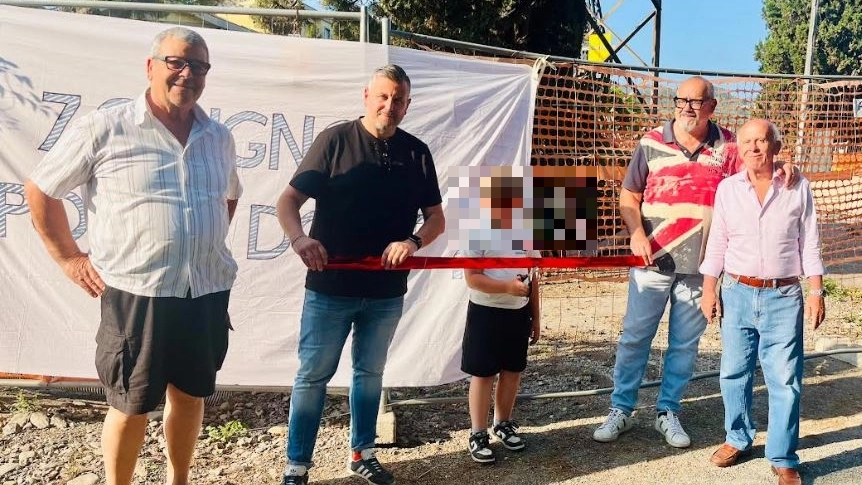 Il taglio del nastro "simbolico"