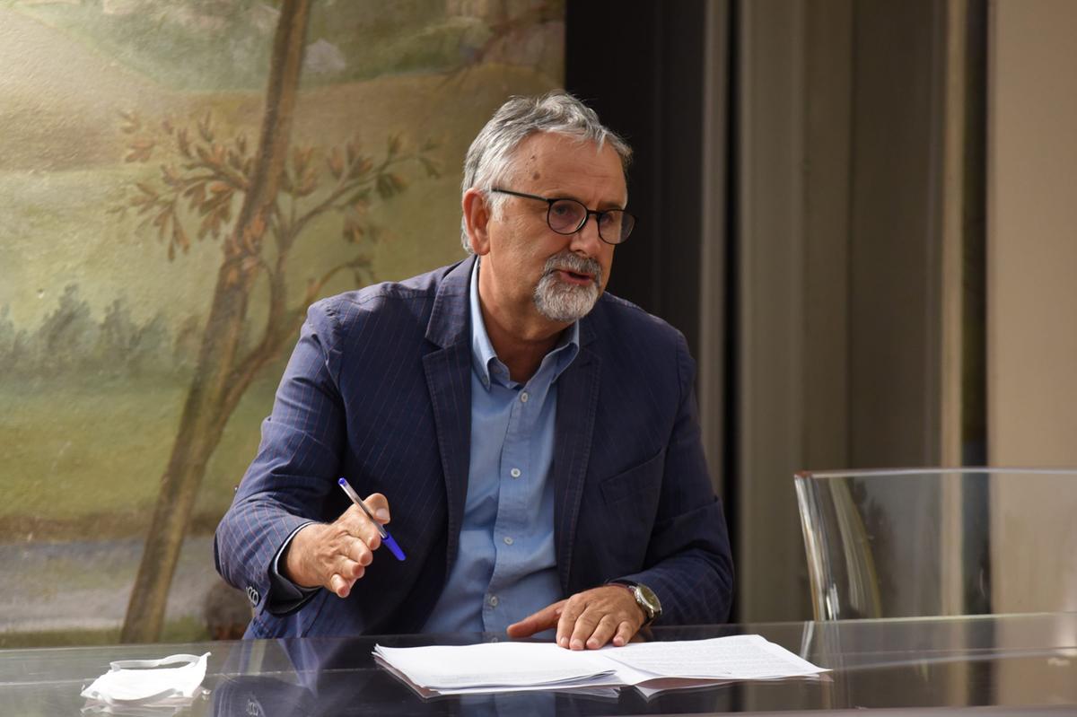 https://www.lanazione.it/image-service/view/acePublic/alias/contentid/NGQ4NmIyN2QtNWNlZi00/0/ceccarelli.jpeg?f=1.91:1&w=1200