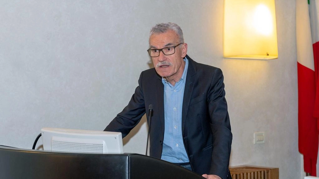 "Camilleri e la Lingua: dalle carte d’archivio alle opere letterarie". Archivi di carta e archivi digitali per lo studio dell’evoluzione... "Camilleri e la Lingua: dalle carte d’archivio alle opere letterarie". Archivi di carta e archivi digitali per lo studio dell’evoluzione...